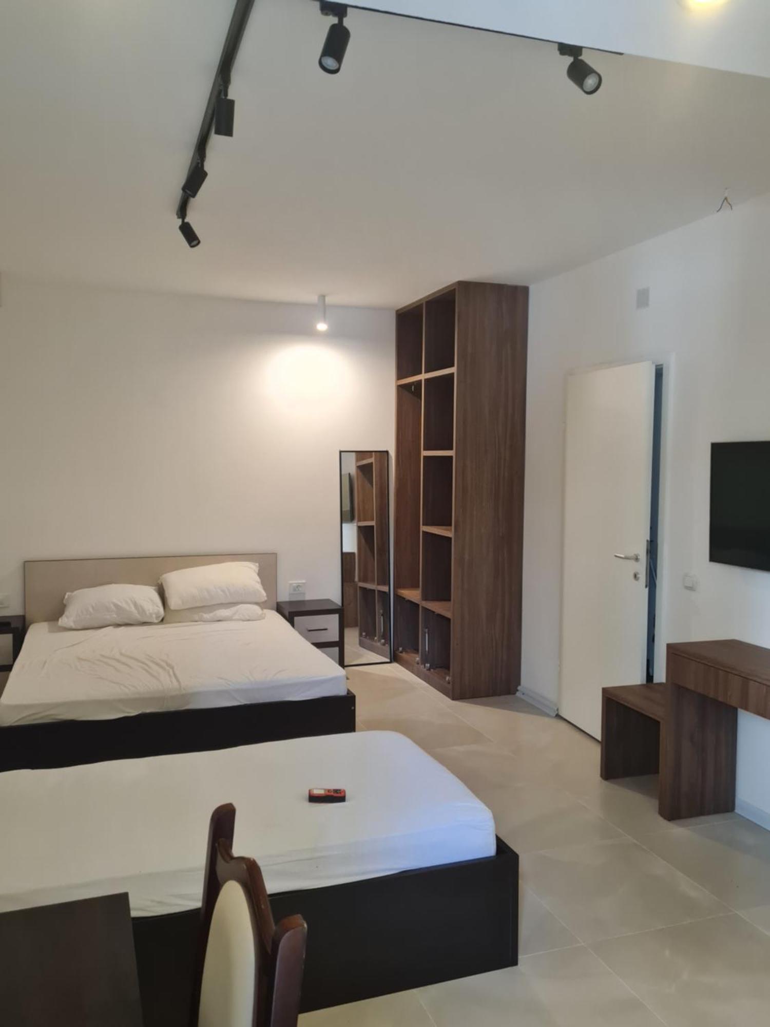 Apartament Four Roses, *