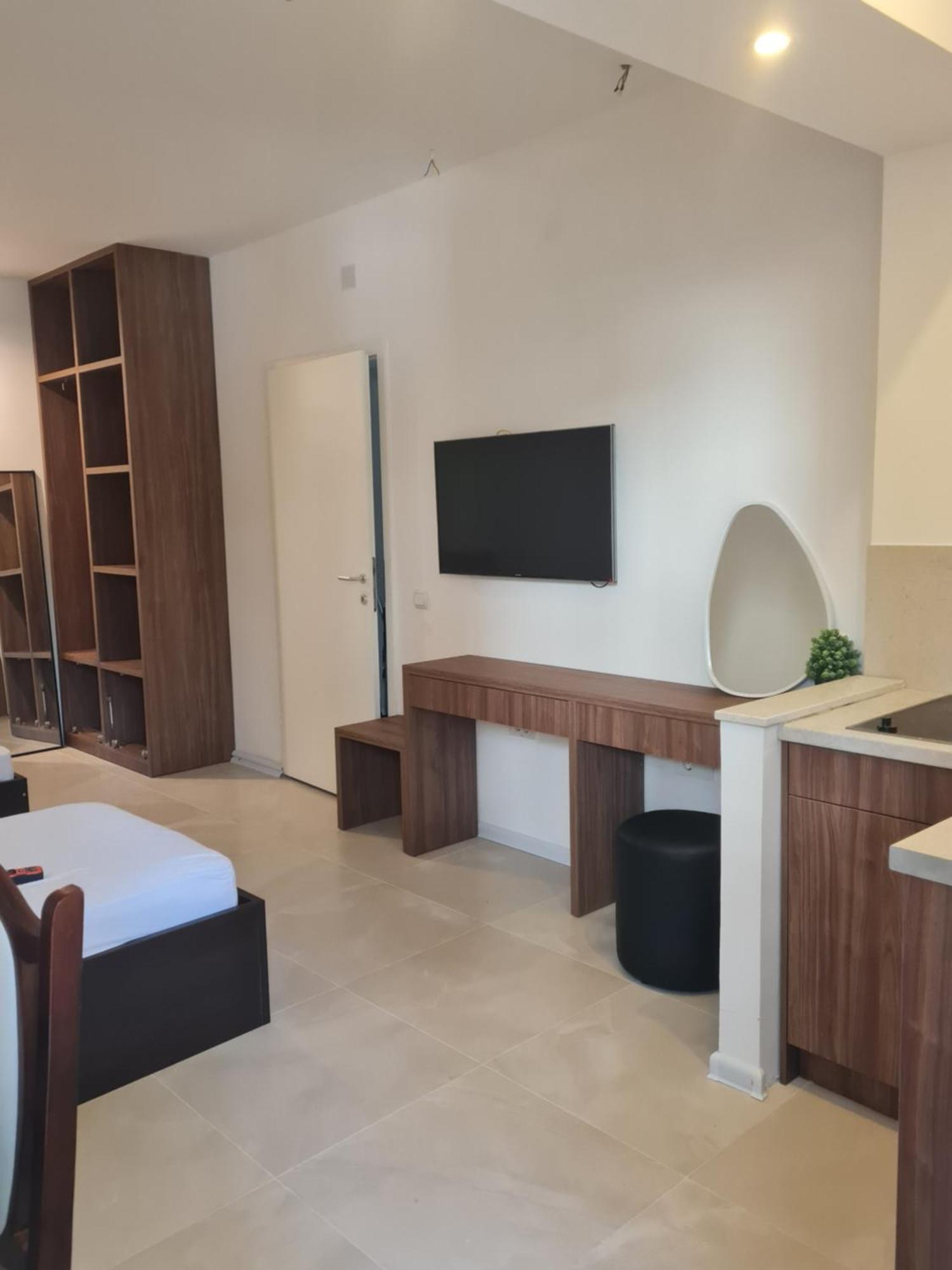 Four Roses, Apartament Ohrida